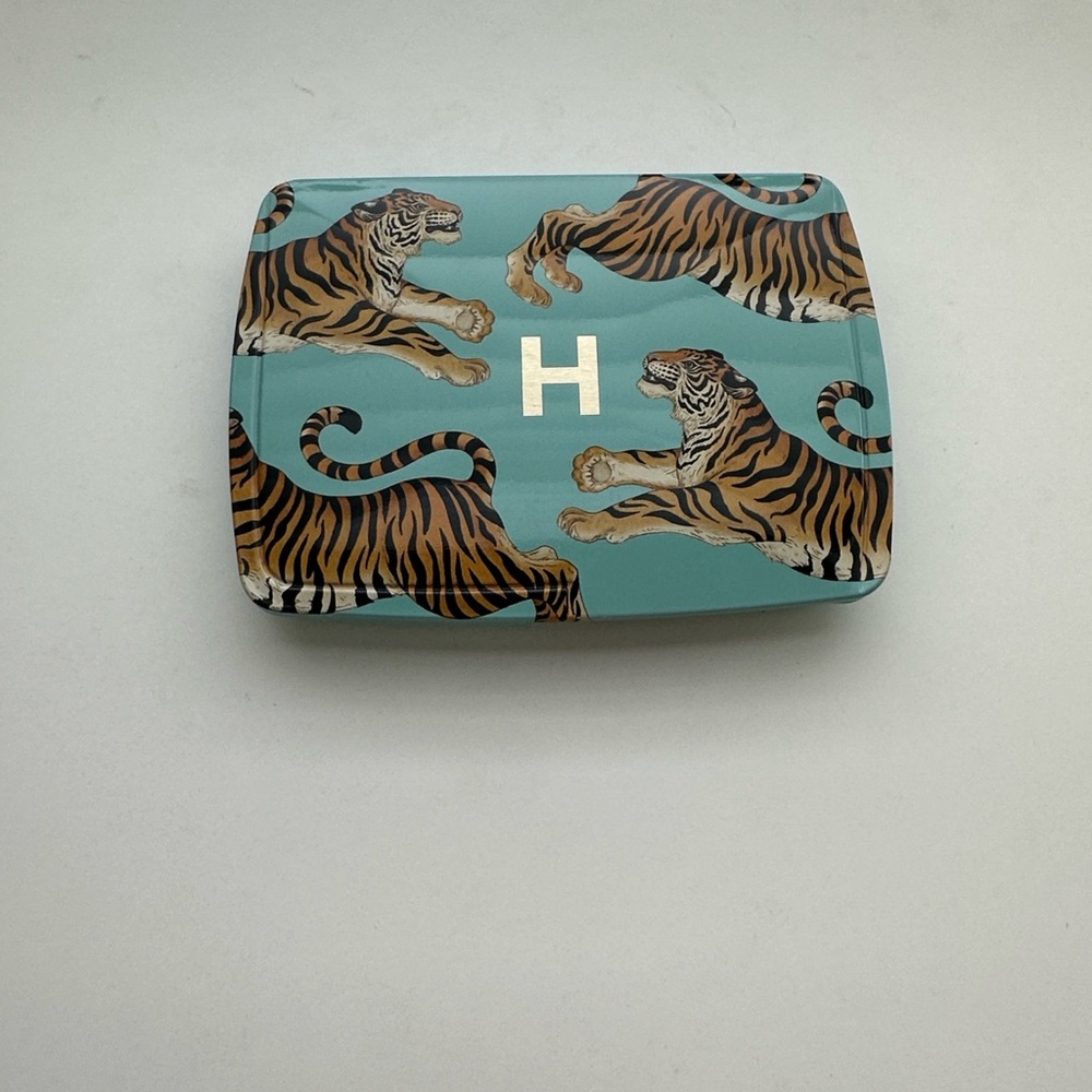 Hourglass Tiger Palette